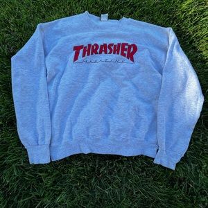 Thrasher Crew/Sweater
White/Red